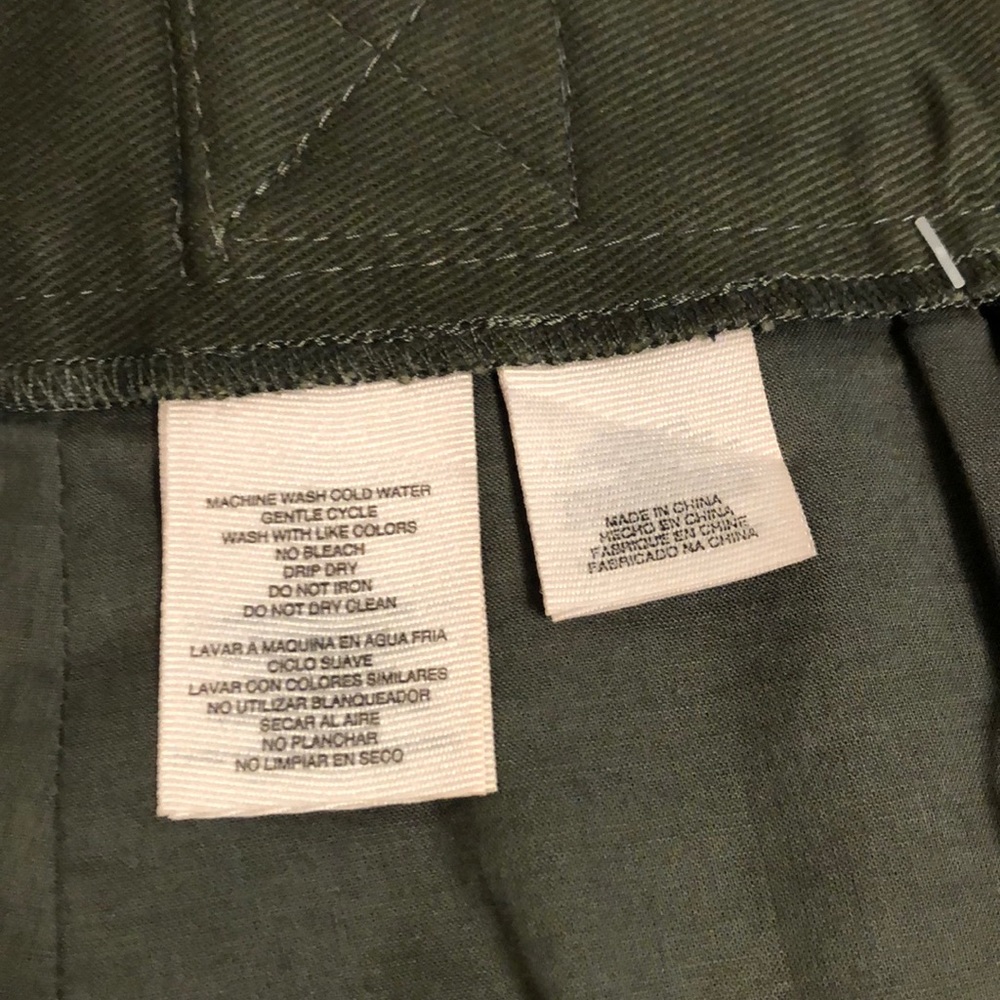 Button-Front Utility Skirt. - Picture 7 of 7